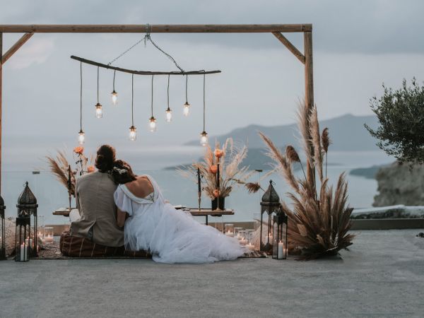 Bohemian Nano ceremony in Santorini