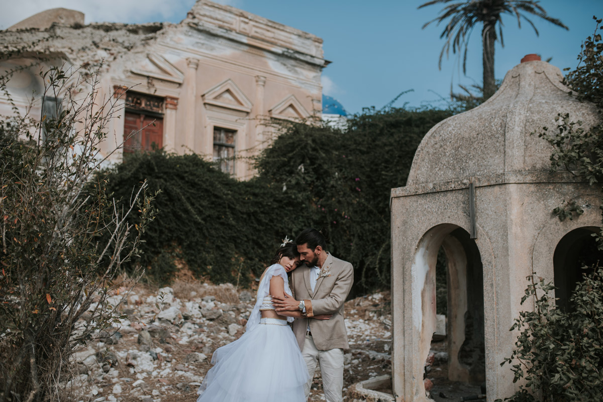 bohemian-nano-ceremony-in-Santorini6.jpg