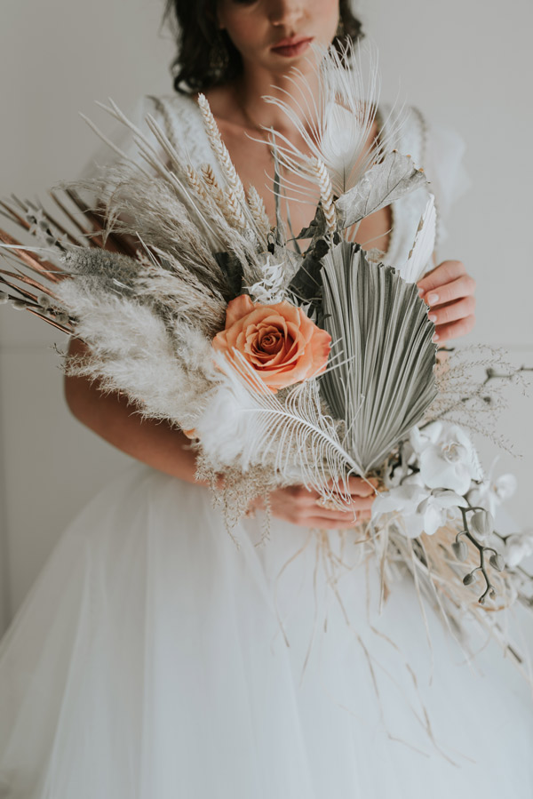 bohemian-nano-ceremony-in-Santorini10.jpg