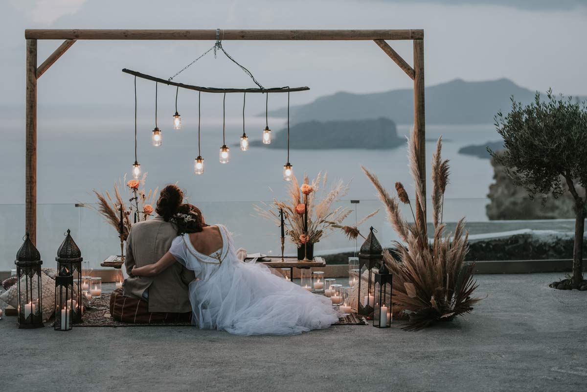privacy during proposal in santorini