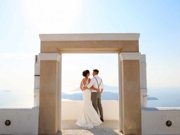 6 Best Wedding Venues in Santorini