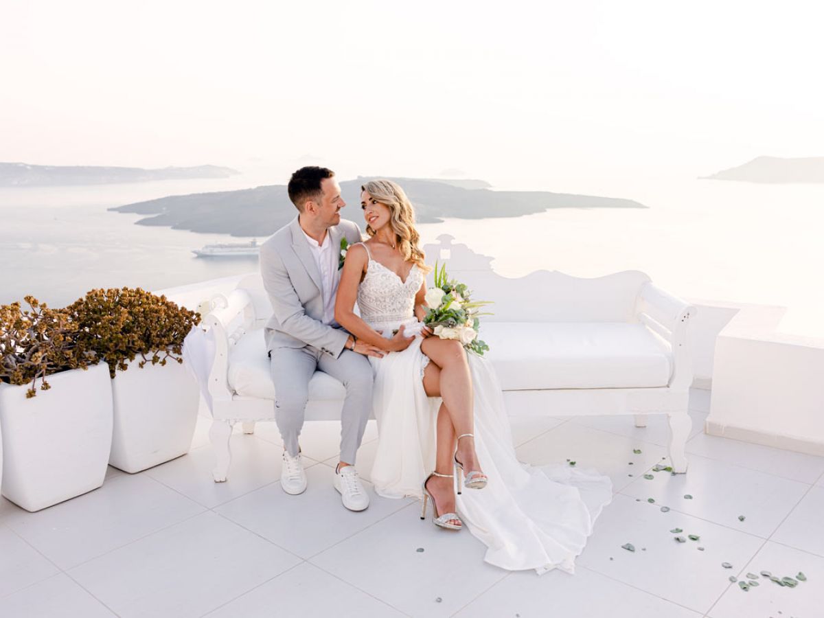 How Much Does it REALLY Cost To Get Married in Santorini?