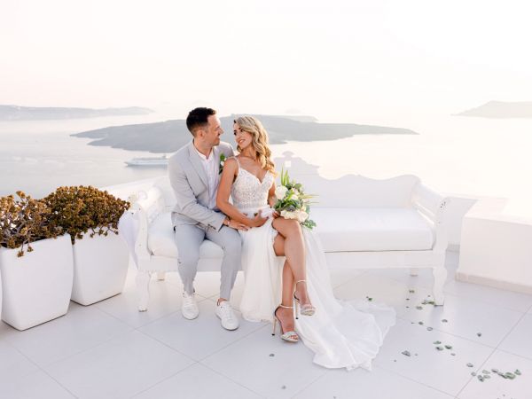 Your Guide to a Wedding Proposal in Santorini